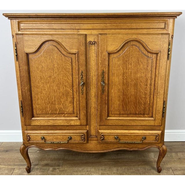 Vintage Louis XIV French Sideboard in Oak For Sale - Image 13 of 13