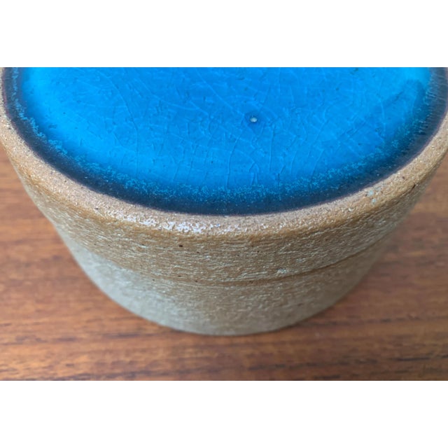 Beige Mid-Century Danish Round Ceramic Box by L. Hjorth for Hjorth Pottery, Denmark For Sale - Image 8 of 18
