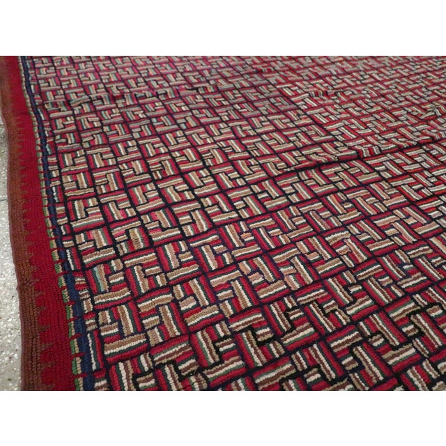 Galerie Shabab Collection Mid-20th Century American Hook Rug For Sale In New York - Image 6 of 11