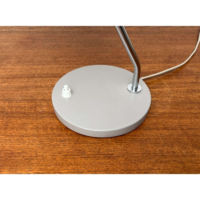 Mid-Century Modern Dutch Model Romeo Minimalist Table Lamp by Louis Kalff for Philips, 1960s For Sale - Image 17 of 18