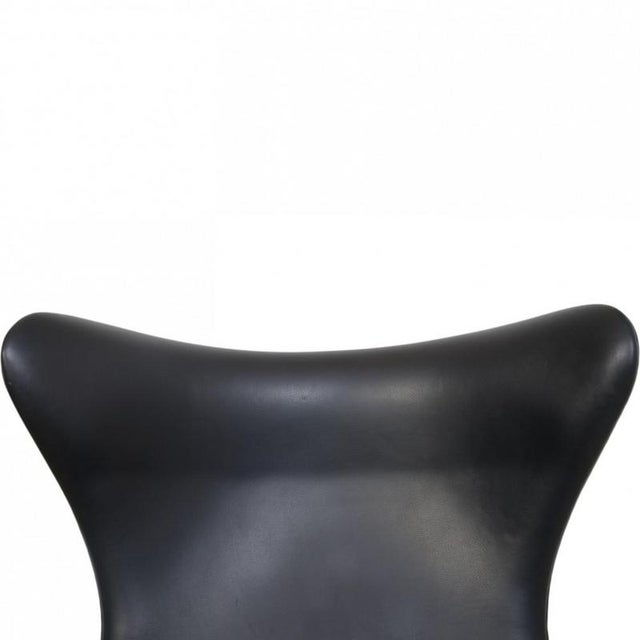 Egg Chair in Black Aura Leather by Arne Jacobsen, 2012 For Sale - Image 3 of 18