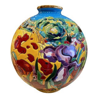 Antique 19th Century Vincennes-Style Porcelain Urn – Hand-Painted Cherubs – Gilt Bronze Mounts – Bleu Céleste For Sale