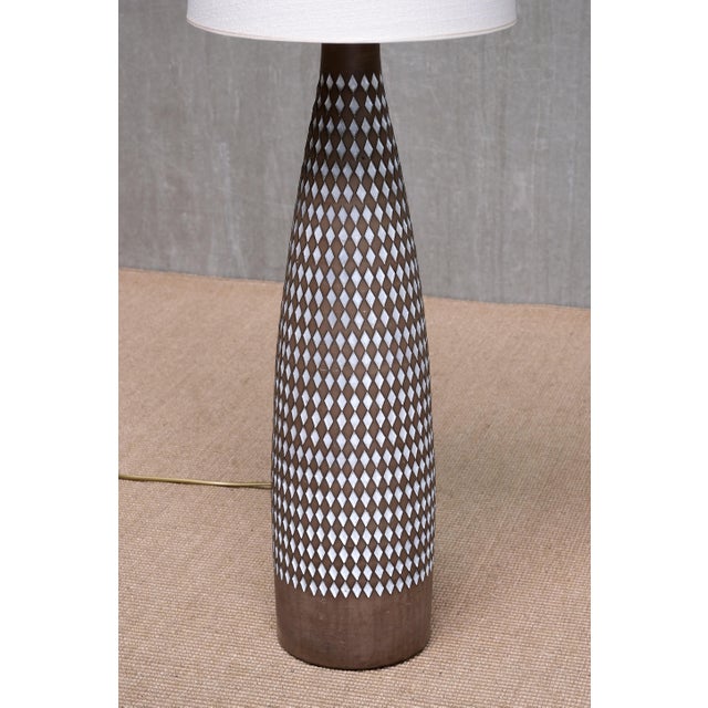 Mid-Century Modern Ceramic Pepita Floor Lamp by Ingrid Atterberg for Upsala Ekeby, Sweden, 1950s For Sale - Image 3 of 10