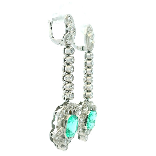 Art Deco Vintage Platinum Emerald & Diamond Drop Earrings, 4 Carat Emeralds, A Pair For Sale - Image 3 of 9