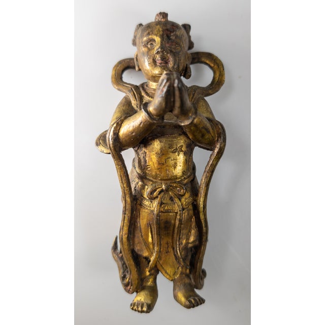 17th Century or Earlier Ming Gilt Bronze Figure of Boy Attendant For Sale - Image 4 of 13