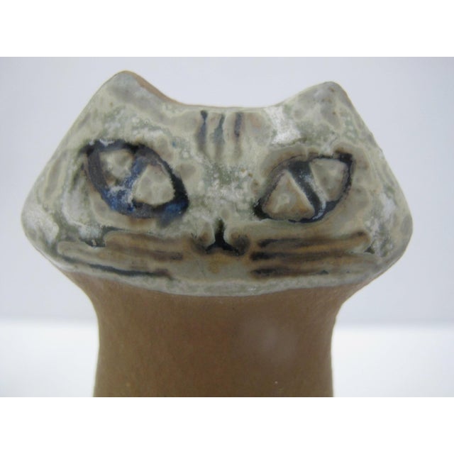 Mid-Century Modern Lisa Larson Gustavsberg Sweden Lilla Zoo Series Sitting Cat Pottery Figurine For Sale - Image 3 of 9