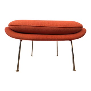 Eero Saarinen Womb Ottoman by Knoll For Sale