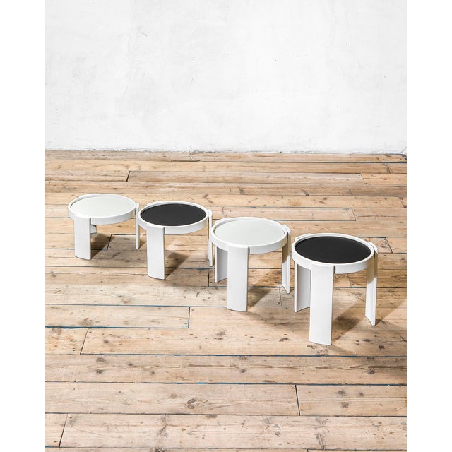 Wood Model 780 Coffee Tables by Gianfranco Frattini for Cassina, 1960s, Set of 4 For Sale - Image 7 of 7