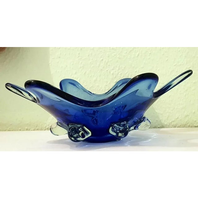 Murano Sommerso Uran Glass Bowl, 1950s, in Very Good conditions. Designed 1950 to 1959