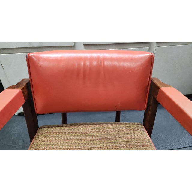 Vintage Gunlocke Tilt-Swivel Desk Chair With Arms – Mid Century Modern For Sale - Image 11 of 12
