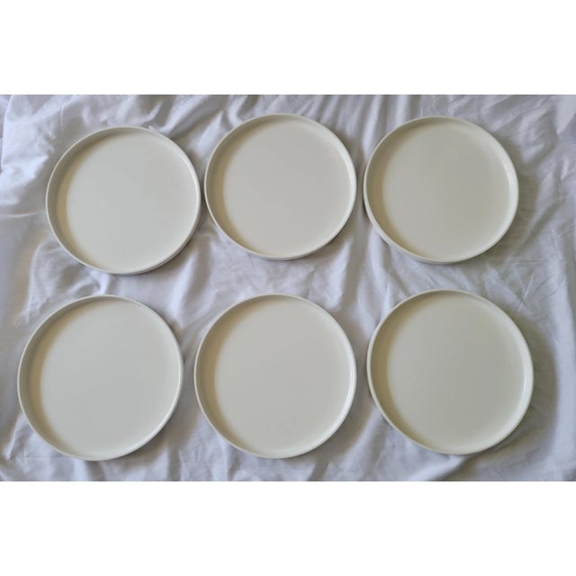 1960s Modernist Massimo Vignelli for Heller Melamine Black and White Dining Set- 19 Pieces For Sale - Image 6 of 13