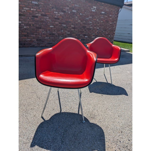 Mid-Century Modern 1970s Pair of Red Eames Herman Miller Padded Arm Shell Chairs For Sale - Image 3 of 16
