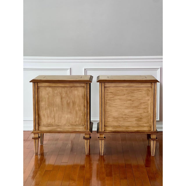 1920s Pair of Italian Neoclassical Style Paint Decorated Nightstands For Sale - Image 4 of 18