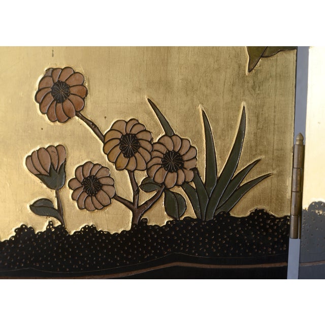 Vintage Asian Gold Leaf Coromandel 4-Panel Folding Screen With Birds in Nature Scenes For Sale - Image 13 of 18