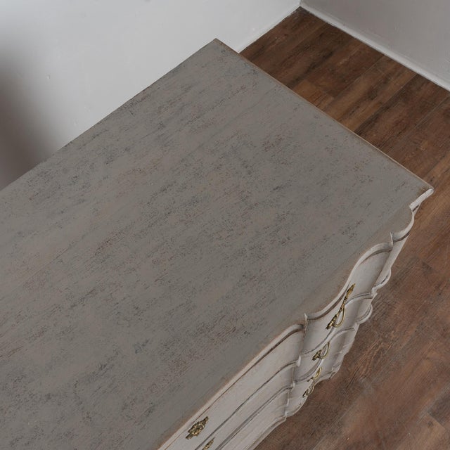Large 19th Century Gray Rococo Chest of Four Drawers For Sale - Image 6 of 18