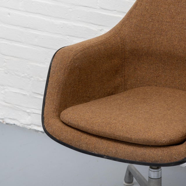 Cushion Armchair by Charles & Ray Eames for Herman Miller, 1970s For Sale - Image 13 of 15