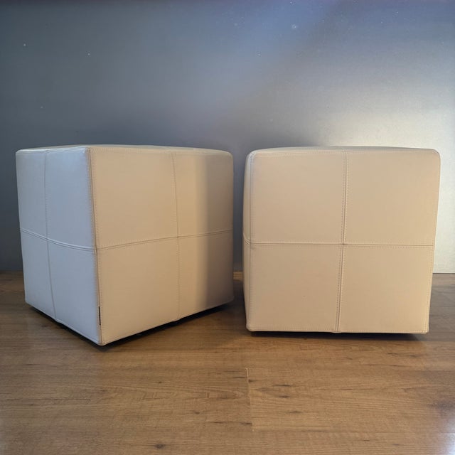 White Leather Poufs from Minotti, 2000s, Set of 2 For Sale - Image 11 of 11