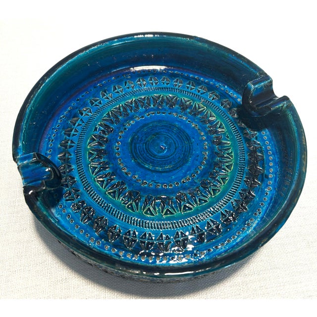 Aldo Londi Mid 20th Century Italian Aldo Londi for Bitossi Rimini Blue Large Ceramic Ashtray Catchall Trinket Dish For Sale - Image 4 of 8