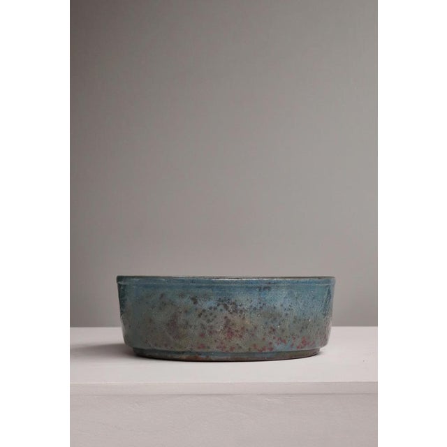 Scandinavian Modern Raku-Fired Stoneware Bowl attributed to Inger Rokkjær, 1990s For Sale - Image 3 of 14
