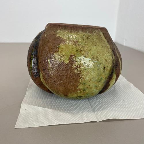 Abstract Fruit Ceramic Studio Pottery Vase from Gerhard Liebenthron, 1977 For Sale - Image 18 of 18