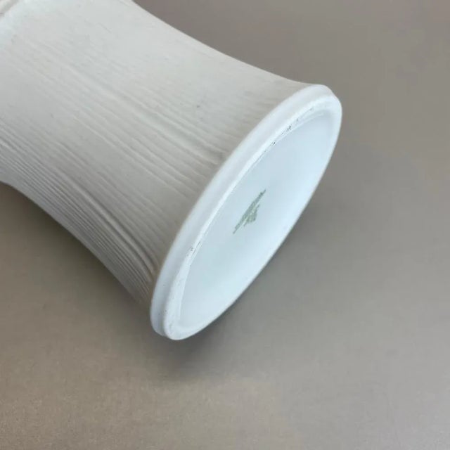 Porcelain & Bamboo Op Art Vase by Heinrich Fuchs for Hutschenreuther, Germany, 1970s For Sale - Image 13 of 15