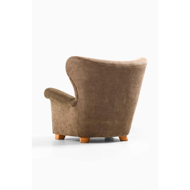 Scandinavian Modern Easy Chair in Birch and Fabric by Elias Svedberg, 1940s For Sale - Image 9 of 10