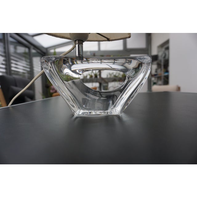 This rare Daum-signed Sailboat Table Lamp from France, 1950s, is an exceptional example of modernist French crystal...