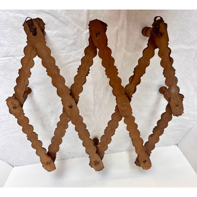 Brown Vintage French Spindle Turned Wood Expandable Coat/Hat Rack For Sale - Image 8 of 15