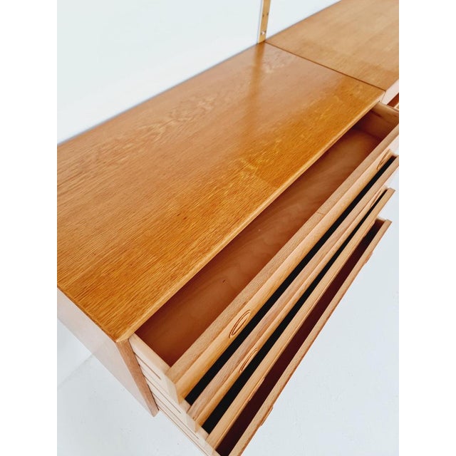 Danish Modern Modular Oak Shelving System by Hansen & Guldborg Mobler, Denmark, 1960s For Sale - Image 5 of 11