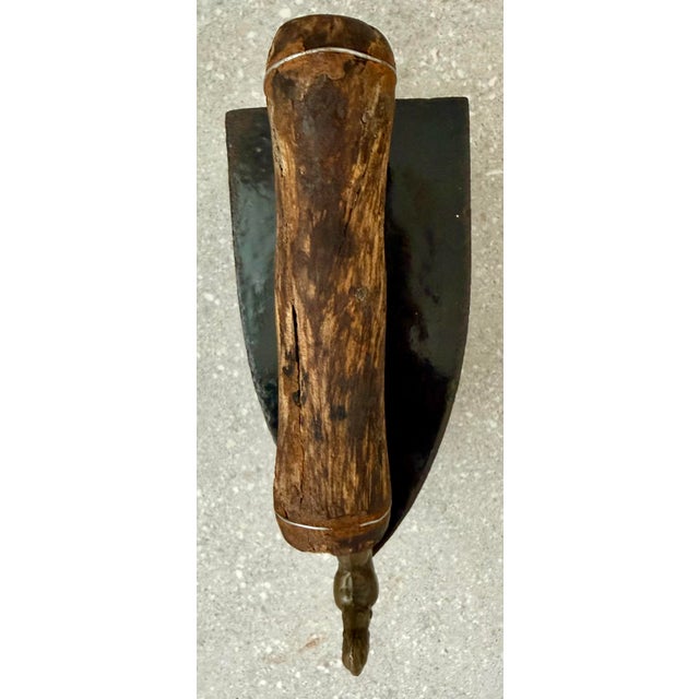 Antique Cast Iron, Enamel Coated Charcoal Box Iron Featuring a Wooden Handle & a Distinctive Brass Rooster-Shaped Latch For Sale - Image 11 of 12