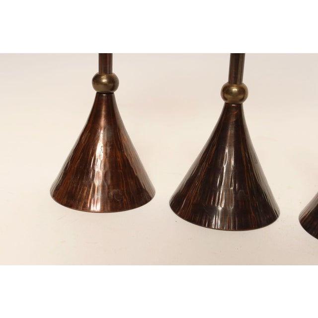 Set of Three Memphis-Style Vintage Graduated Brass Candlesticks by Rosenthal Netter For Sale - Image 13 of 14