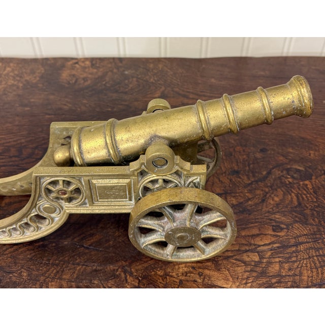 1900 - 1909 Vintage English Brass Minature Model Cannon & Carriage For Sale - Image 5 of 18