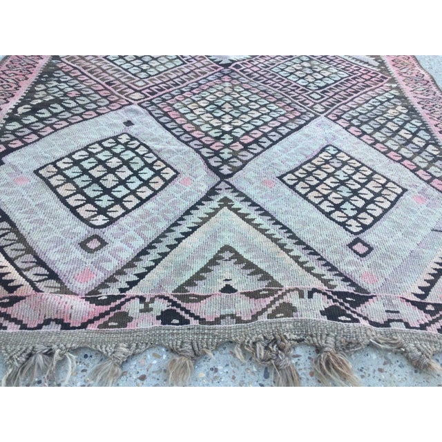 1940s Vintage Turkish Shabby Wool Kilim Rug For Sale - Image 5 of 12