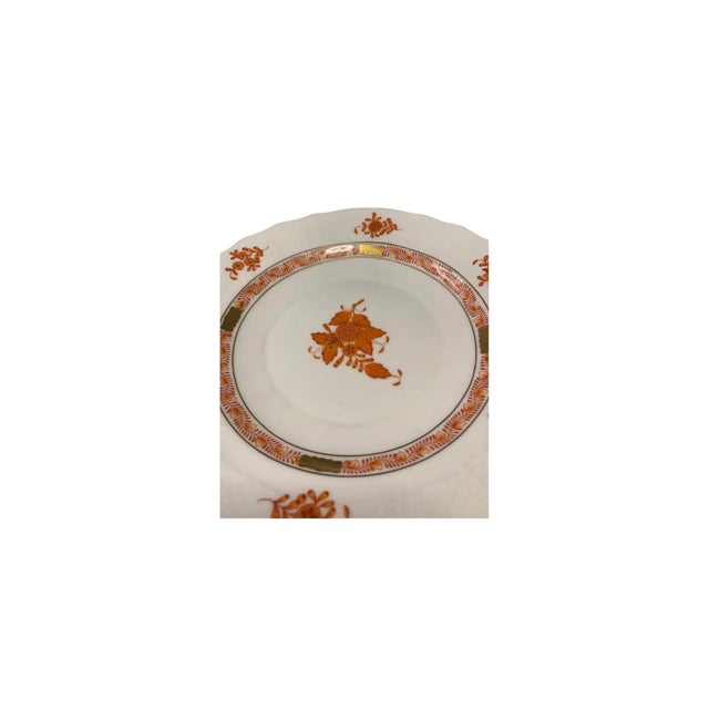 Transitional 1960s Herend Set of 6 Chinese Bouquet Plates in Rust Color For Sale - Image 3 of 7