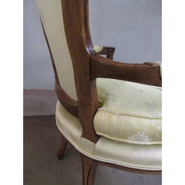 Vintage French Louis XV Style Fauteuils by Hickory Furniture Co., a Pair For Sale - Image 14 of 14