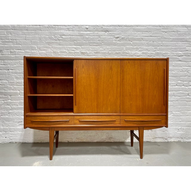 Wood Danish Mid Century Modern Teak Credenza / Sideboard, C. 1960's For Sale - Image 7 of 13