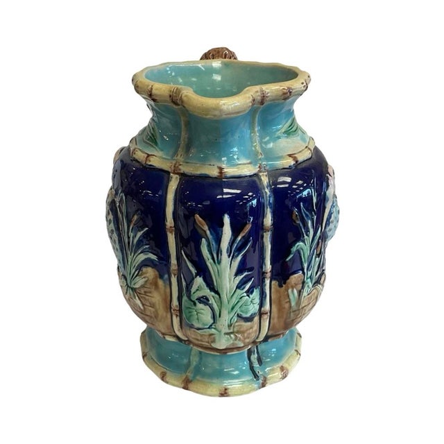 English Late 19th Century Footed Majolica Heron and Bamboo Jug For Sale - Image 3 of 6