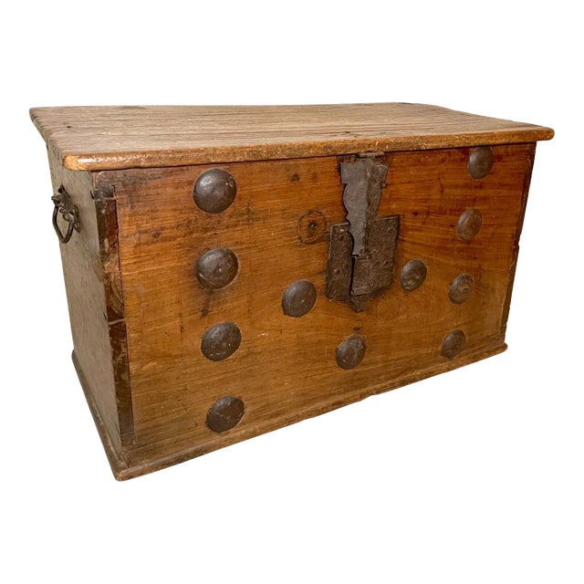 Rare Antique 18th Century Wrought Iron Adorned Wood Blanket Chest Trunk Box For Sale