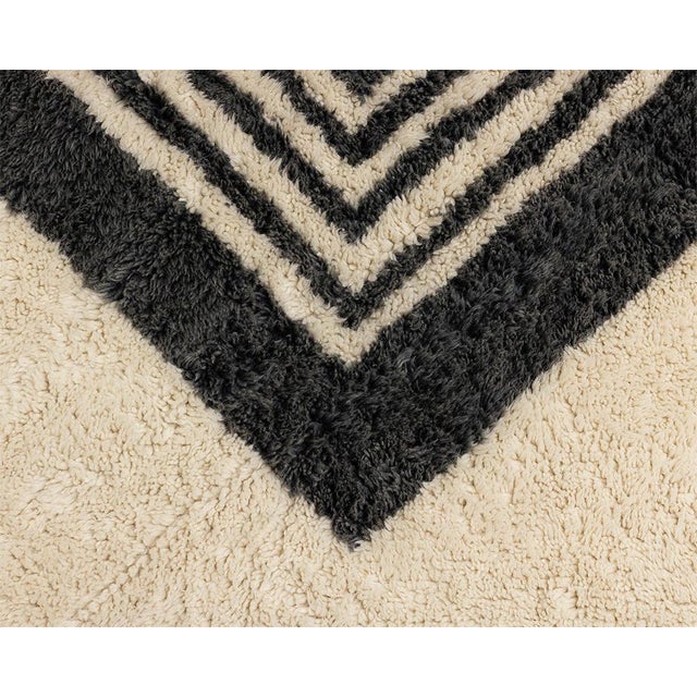 Ivory Oversized Modernist Geometric Hand-Knotted Wool Rug | 15'3" X 11'7" | One of a Kind For Sale - Image 8 of 8