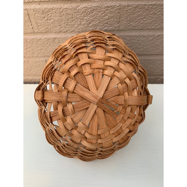Early 20th Century American Splint Oak Gathering Basket For Sale - Image 10 of 10