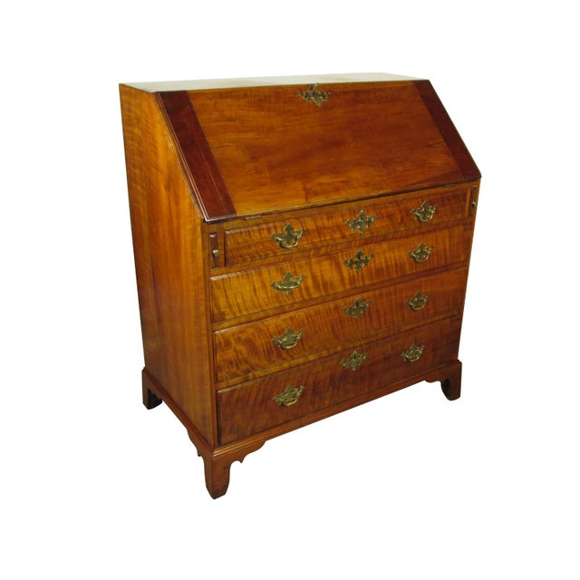 American 18th-C. American Slant Lid Desk For Sale - Image 3 of 13