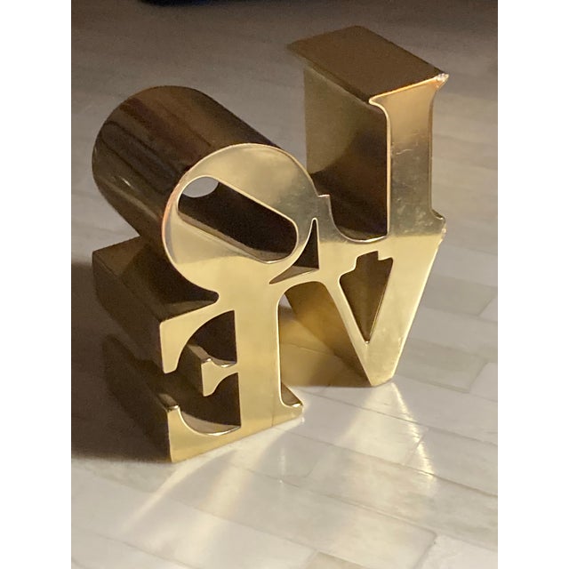Authentic Vintage 1970s Robert Indiana "Love" Brass or Gold-Tone Paperweight For Sale - Image 9 of 11