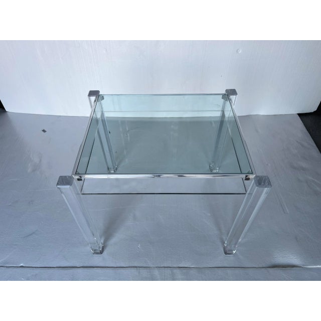 Mid-Century Modern Mid-Century Modern Lucite and Glass Side Table For Sale - Image 3 of 7