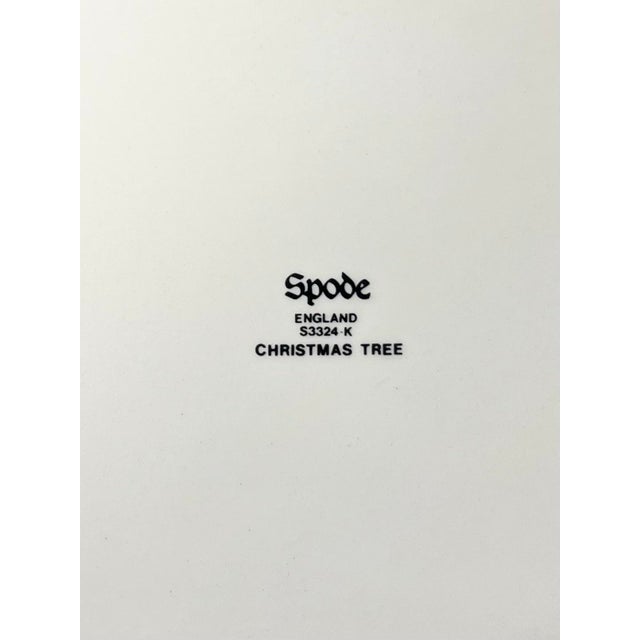 Spode “Christmas Tree” 7-Piece Ceramic Dinnerware Serving Hostess Set For Sale - Image 12 of 12