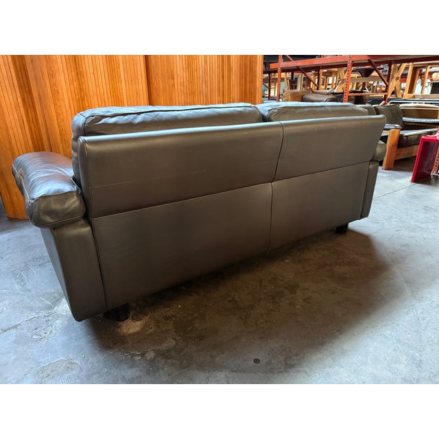 Italian Modern Sofa by Tito Agnoli for Poltrona Frau, 1980s For Sale - Image 3 of 9