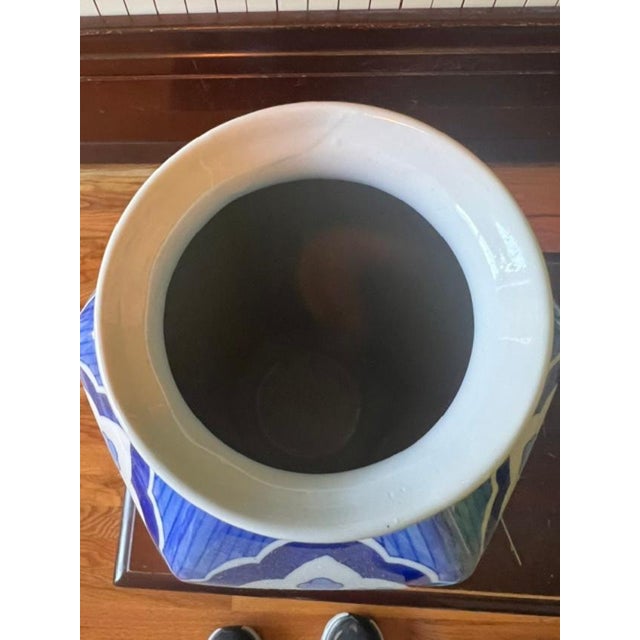 Chinoiserie Blue and White Porcelain Chinoiserie Vase For Sale - Image 3 of 4