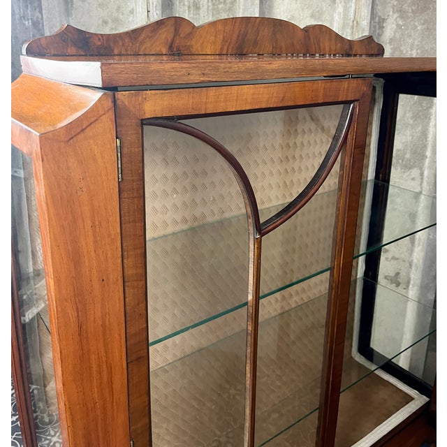 Vintage Art Deco Cocktail Display Cabinet in Walnut and Mahogany, 1930s For Sale - Image 12 of 18