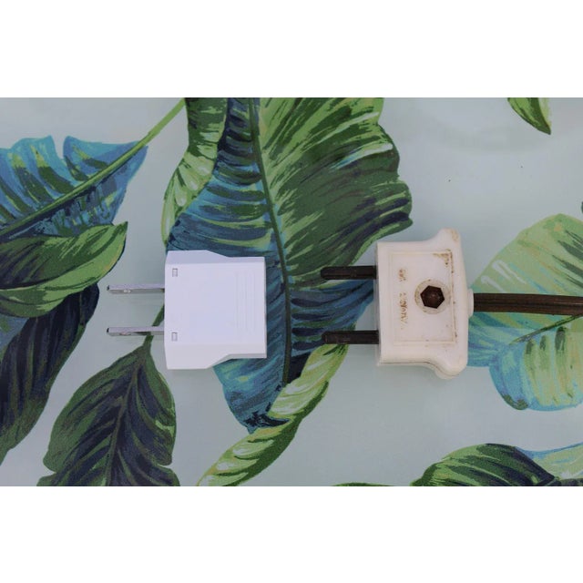 1920s French Art Deco Wrought Iron Double Lamp With Glass Shades For Sale - Image 11 of 12