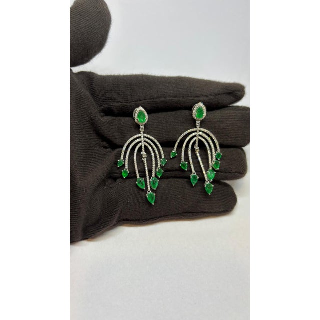 Metal Natural Emerald 4.88cts & Diamond 1.59cts Earring in 14k Gold For Sale - Image 7 of 8