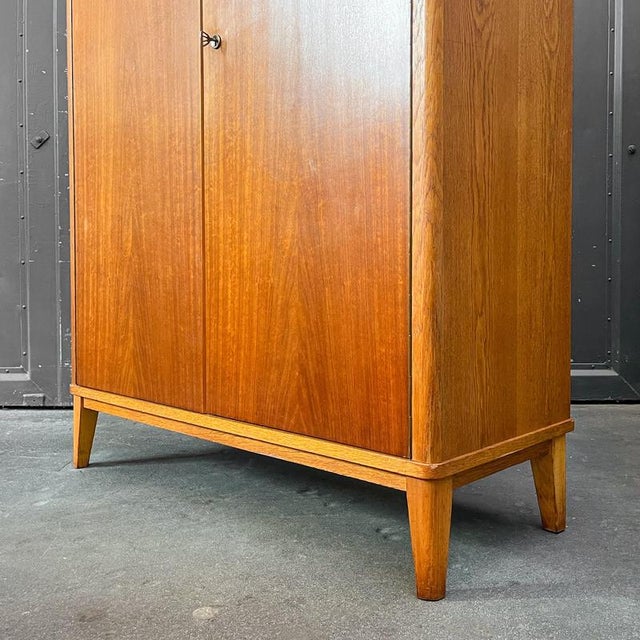 Mid-Century Linen Cupboard from VEB Möbelindustrie Halle For Sale - Image 13 of 18